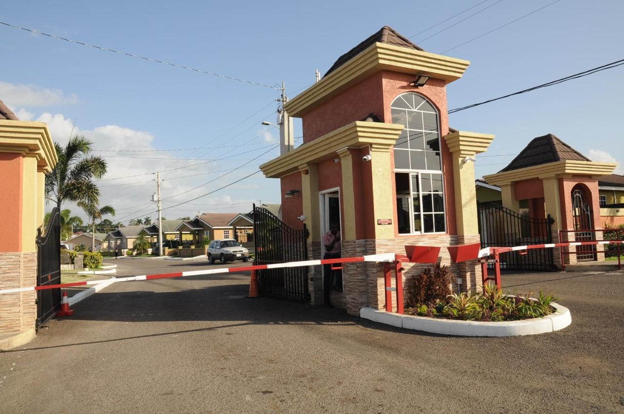 Ocho Rios - Drax Hall Country Club 2-Bed Luxury Villa Exterior foto