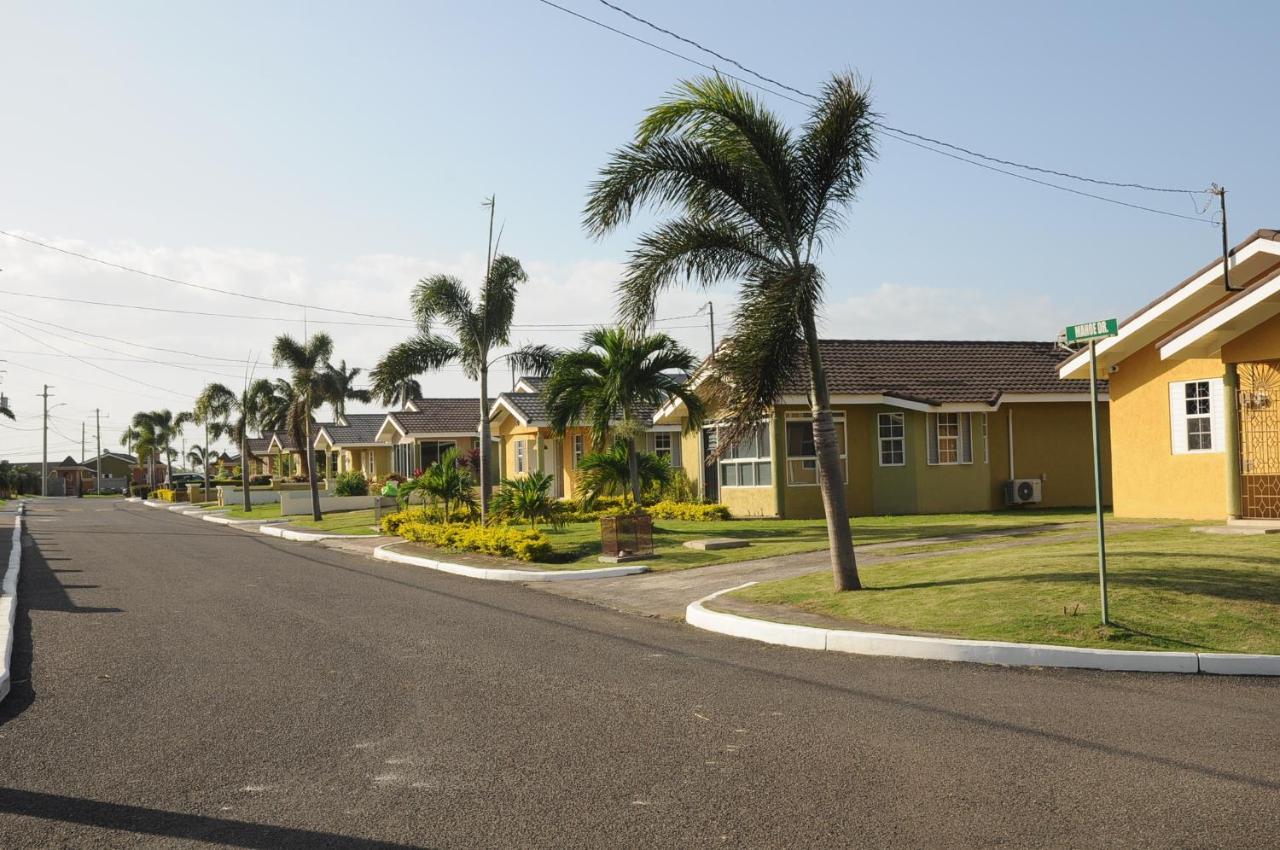 Ocho Rios - Drax Hall Country Club 2-Bed Luxury Villa Exterior foto